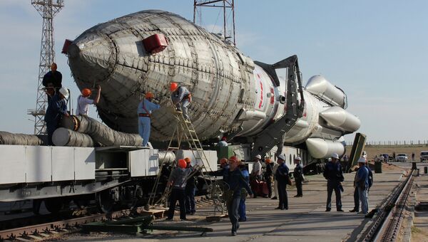 Ракета космического назначения Протон-М. Архивное фото Ракета космического назначения Протон-М. Архивное фото