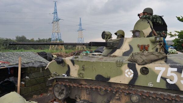 Украинская армия на востоке страны. Архивное фото Украинская армия на востоке страны. Архивное фото