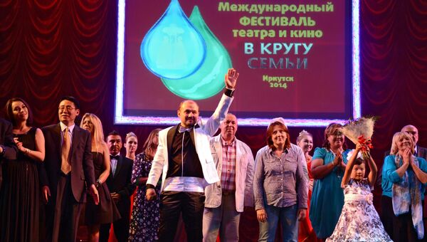 IX Международный фестиваль театра и кино В кругу семьи. День седьмой IX Международный фестиваль театра и кино В кругу семьи. День седьмой