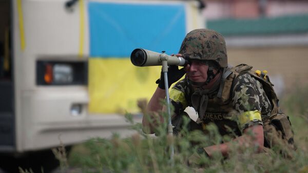 Боец батальона Донбасс. Архивное фото. Боец батальона Донбасс. Архивное фото.