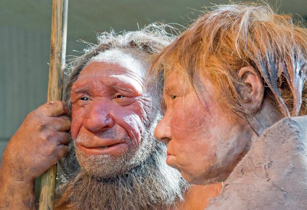 Доисторический неандерталец Доисторический неандерталец