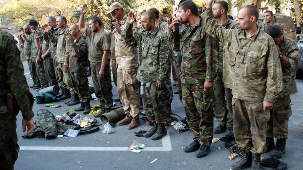 Украинские военные вышли из окружения под Иловайском Украинские военные вышли из окружения под Иловайском