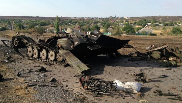 Сгоревшая украинская военная техника в селе Новоекатериновка. Архивное фото Сгоревшая украинская военная техника в селе Новоекатериновка. Архивное фото
