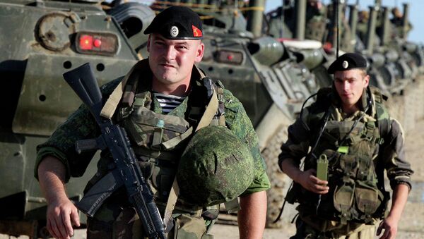 Военнослужащие во время проверки боевой готовности войск Восточного военного округа Военнослужащие во время проверки боевой готовности войск Восточного военного округа