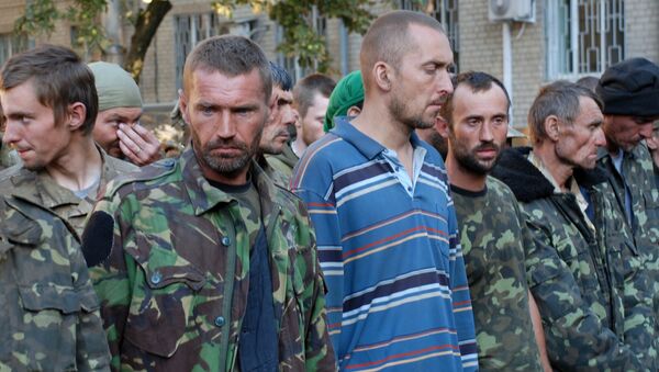 Украинские военные вышли из окружения под Иловайском Украинские военные вышли из окружения под Иловайском