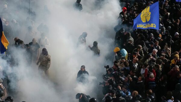 Митинг перед Верховной Радой Украины, в Киеве, 14 октября 2014 Митинг перед Верховной Радой Украины, в Киеве, 14 октября 2014