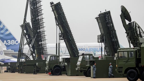 Выставка военной техники во время авиасалона в Чжухае Выставка военной техники во время авиасалона в Чжухае