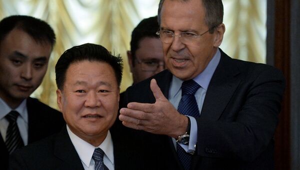 Встреча главы МИД РФ С.Лаврова и члена президиума политбюро ЦК Трудовой партии КНДР Цой Рен Хэ Встреча главы МИД РФ С.Лаврова и члена президиума политбюро ЦК Трудовой партии КНДР Цой Рен Хэ