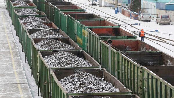 Железнодорожные составы с российским углем.Архивное фото Железнодорожные составы с российским углем.Архивное фото