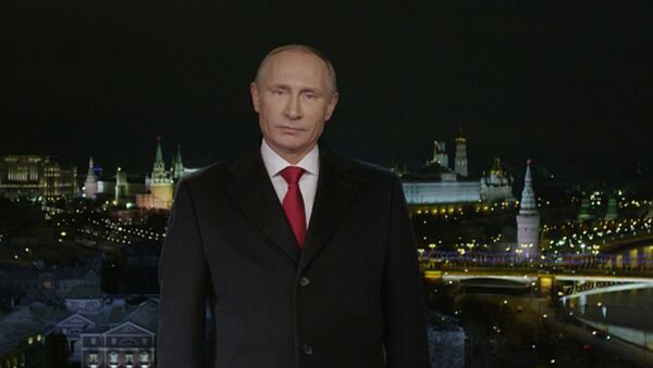 Год будет таким, каким мы его сделаем – Путин поздравил россиян с праздником Год будет таким, каким мы его сделаем – Путин поздравил россиян с праздником
