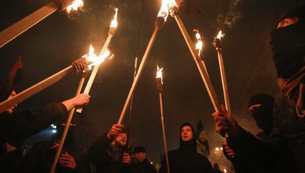 Факельное шествие в честь 106-й годовщины со дня рождения лидера Организации украинских националистов Степана Бандеры в Киеве Факельное шествие в честь 106-й годовщины со дня рождения лидера Организации украинских националистов Степана Бандеры в Киеве