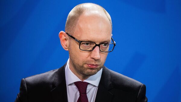 Премьер-министр Украины Арсений Яценюк во время визита в Берлин. 7 января 2014.Архивное фото. Премьер-министр Украины Арсений Яценюк во время визита в Берлин. 7 января 2014.Архивное фото.