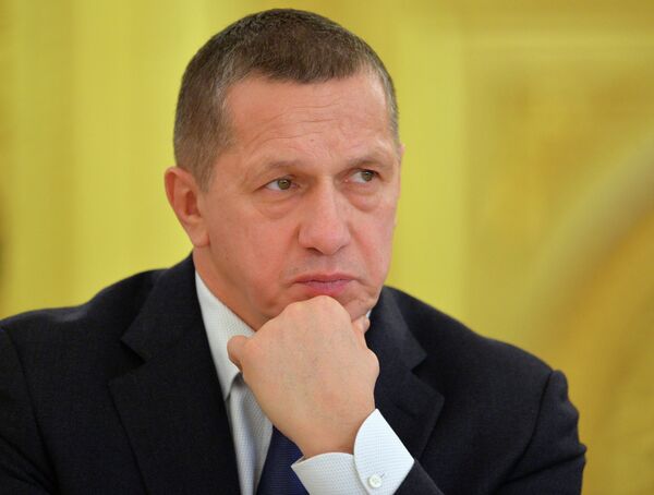 Заместитель председателя правительства РФ - полномочный представитель президента РФ в Дальневосточном федеральном округе Юрий Трутнев . Архивное фото Заместитель председателя правительства РФ - полномочный представитель президента РФ в Дальневосточном федеральном округе Юрий Трутнев . Архивное фото