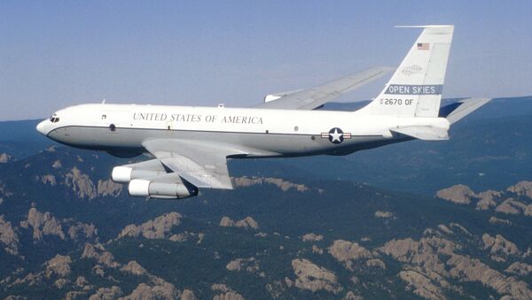 Американский самолет наблюдения Боинг ОС-135Б. Архивное фото Американский самолет наблюдения Боинг ОС-135Б. Архивное фото