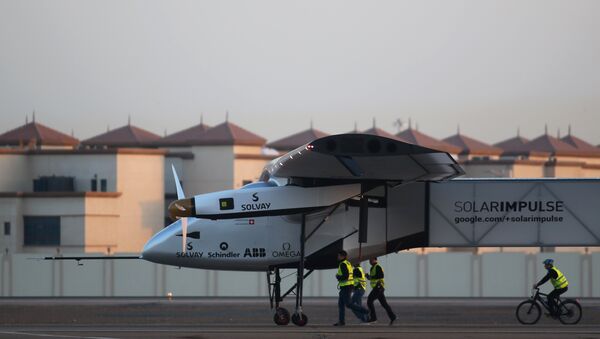 Самолет на солнечных батарейках Solar Impulse 2. Архивное фото Самолет на солнечных батарейках Solar Impulse 2. Архивное фото