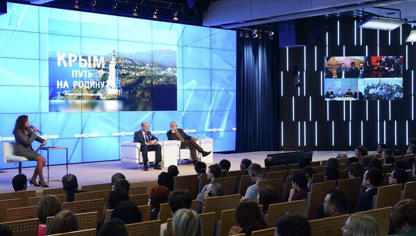 Спецпоказ ленты Крым. Путь на Родину в МИА Россия сегодня Спецпоказ ленты Крым. Путь на Родину в МИА Россия сегодня