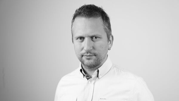 Директор центра Системы вечных ценностей Дмитрий Козлов Директор центра Системы вечных ценностей Дмитрий Козлов