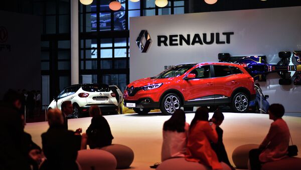 Автомобиль Renault Kadjar на автосалоне в Шанхае. Архивное фото Автомобиль Renault Kadjar на автосалоне в Шанхае. Архивное фото