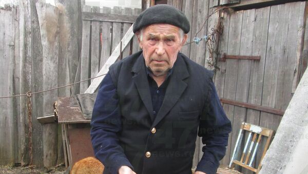77-летний узник концлагеря Анатолий Федотов, которого школьники закидали камнями в Ленинградской области 77-летний узник концлагеря Анатолий Федотов, которого школьники закидали камнями в Ленинградской области