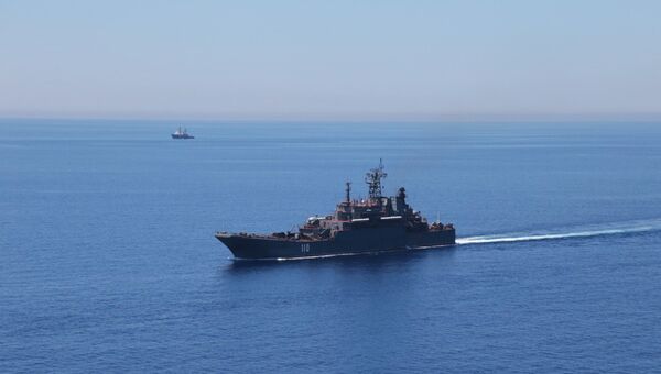 Корабль ВМФ России в Средиземном море. Архивное фото Корабль ВМФ России в Средиземном море. Архивное фото
