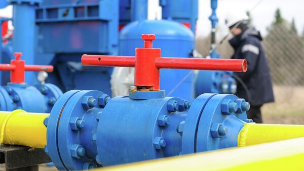 На газовой станции. Архивное фото На газовой станции. Архивное фото
