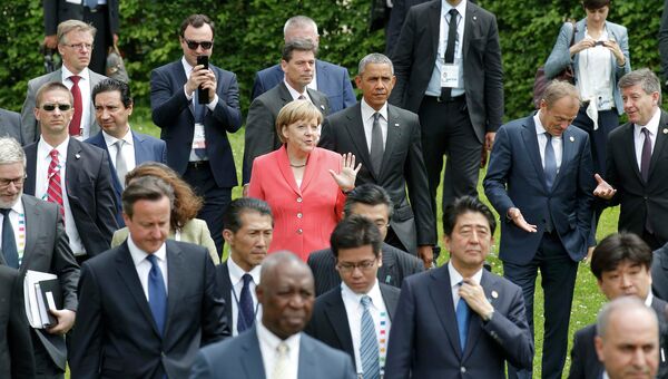Лидеры стран участников саммита G7 в окрестностях замка Эльмау в Баварии Лидеры стран участников саммита G7 в окрестностях замка Эльмау в Баварии