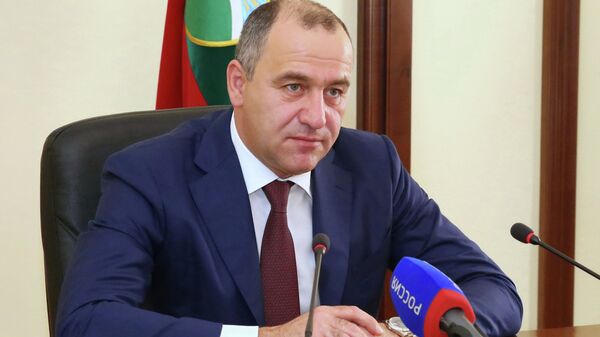 Глава Карачаево-Черкесии Рашид Темрезов Глава Карачаево-Черкесии Рашид Темрезов