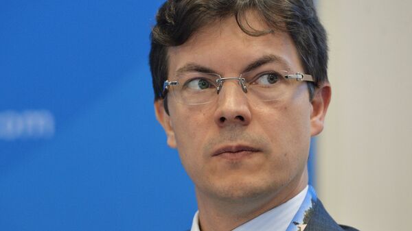 Заместитель Министра экономического развития РФ Максим Протасов во время панельной сессии Как достичь эффективного управления земельными ресурсами? в рамках XIX Петербургского экономического форума Заместитель Министра экономического развития РФ Максим Протасов во время панельной сессии Как достичь эффективного управления земельными ресурсами? в рамках XIX Петербургского экономического форума