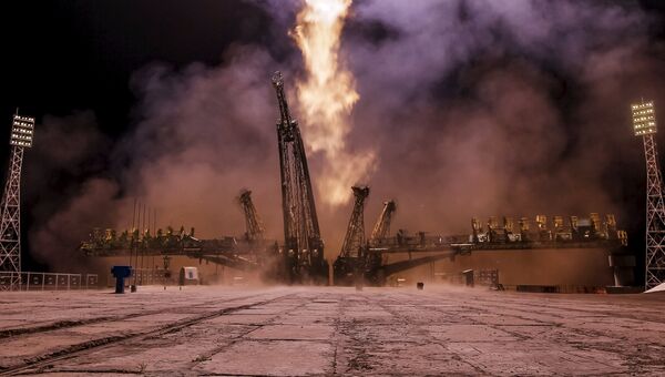 Старт космического корабля Союз ТМА-17М с космодрома Байконур Старт космического корабля Союз ТМА-17М с космодрома Байконур