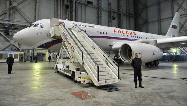 Новый самолет Ту-204-300, переданный специальному летному отряду Россия. Архивное фото Новый самолет Ту-204-300, переданный специальному летному отряду Россия. Архивное фото