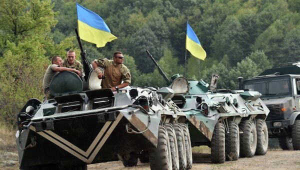 Учения украинских военнослужащих. Архивное фото Учения украинских военнослужащих. Архивное фото