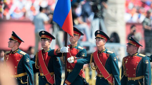 Российские военнослужащие 154-го отдельного комендантского Преображенского полка на военном параде по случаю 70-летия победы китайского народа в войне сопротивления с Японией и 70-летия окончания Второй мировой войны Российские военнослужащие 154-го отдельного комендантского Преображенского полка на военном параде по случаю 70-летия победы китайского народа в войне сопротивления с Японией и 70-летия окончания Второй мировой войны