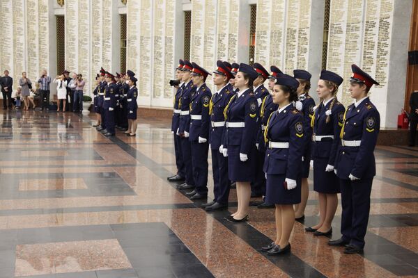 Вручение кадетских удостоверений воспитанникам Кадетского корпуса имени Александра Невского Вручение кадетских удостоверений воспитанникам Кадетского корпуса имени Александра Невского