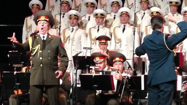 Академический ансамбль песни и пляски Российской армии имени А. В. Александрова. Архивное фото Академический ансамбль песни и пляски Российской армии имени А. В. Александрова. Архивное фото