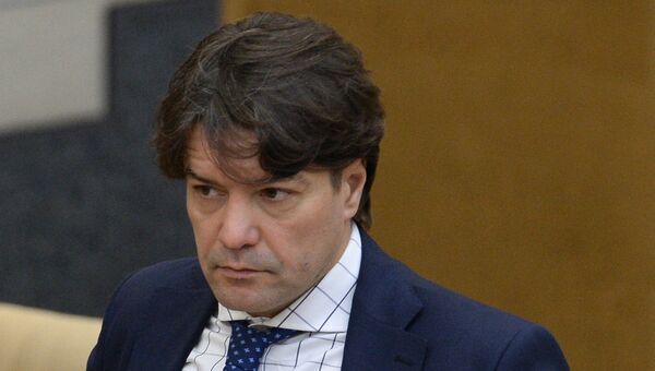 Член комитета Государственной Думы РФ по информационной политике, информационным технологиям и связи Александр Ющенко Член комитета Государственной Думы РФ по информационной политике, информационным технологиям и связи Александр Ющенко