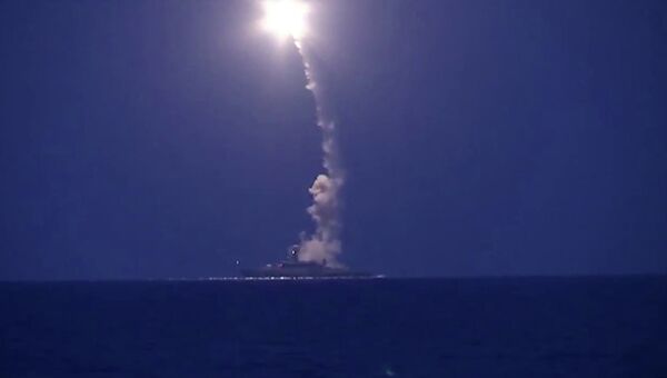 Корабли Каспийской флотилии выполнили пуски крылатых ракет по позициям боевиков ИГ в Сирии Корабли Каспийской флотилии выполнили пуски крылатых ракет по позициям боевиков ИГ в Сирии