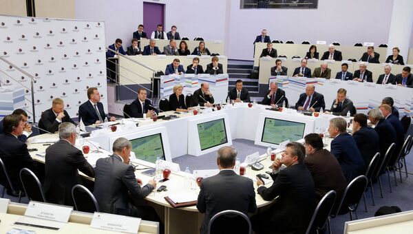 Премьер-министр РФ Д.Медведев посетил московскую школу управления Сколково Премьер-министр РФ Д.Медведев посетил московскую школу управления Сколково