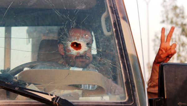 Йеменский военный в городе Мариб Йеменский военный в городе Мариб