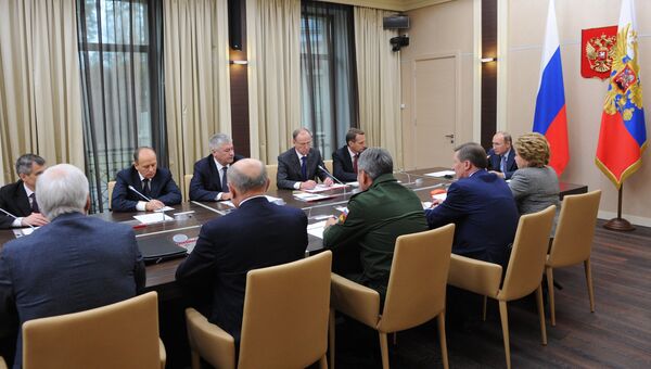 Президент России В.Путин провел заседание Совбеза РФ Президент России В.Путин провел заседание Совбеза РФ
