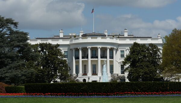 Официальная резиденция президента США - Белый дом в Вашингтоне. Архивное фото Официальная резиденция президента США - Белый дом в Вашингтоне. Архивное фото