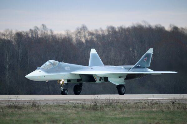Многоцелевой истребитель пятого поколения Т-50 в подмосковном Жуковском Многоцелевой истребитель пятого поколения Т-50 в подмосковном Жуковском