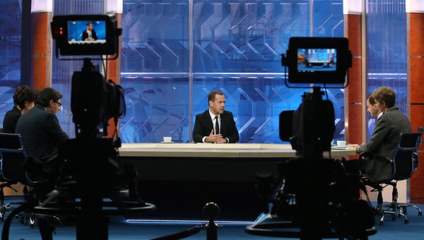 Интервью премьер-министра РФ Д.Медведева пяти российским телеканалам Интервью премьер-министра РФ Д.Медведева пяти российским телеканалам