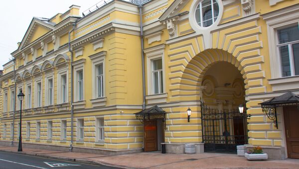 Фасад театра Геликон-опера Фасад театра Геликон-опера