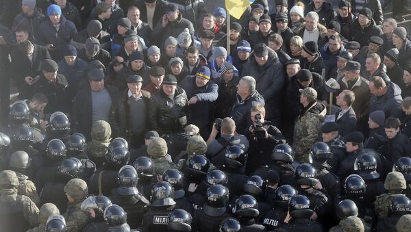 Митинг украинских фермеров у парламента Украины. 24 декабря 2015 года. Архивное фото Митинг украинских фермеров у парламента Украины. 24 декабря 2015 года. Архивное фото