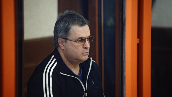 Обвиняемый по делу об убийстве пенсионерки Ольги Ледовской бывший депутат Екатеринбургской городской думы Олег Кинев. Архивное фото Обвиняемый по делу об убийстве пенсионерки Ольги Ледовской бывший депутат Екатеринбургской городской думы Олег Кинев. Архивное фото