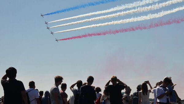 Международный авиационно-космический салон Фарнборо. Архивное фото Международный авиационно-космический салон Фарнборо. Архивное фото