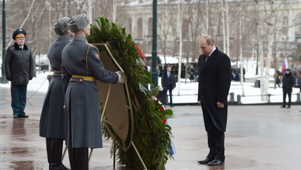 Церемония возложения венка к Могиле неизвестного солдата в День защитника Отечества Церемония возложения венка к Могиле неизвестного солдата в День защитника Отечества