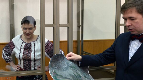 Адвокат Илья Новиков выступает на судебном процессе в качестве защитника гражданки Украины Надежды Савченко Адвокат Илья Новиков выступает на судебном процессе в качестве защитника гражданки Украины Надежды Савченко
