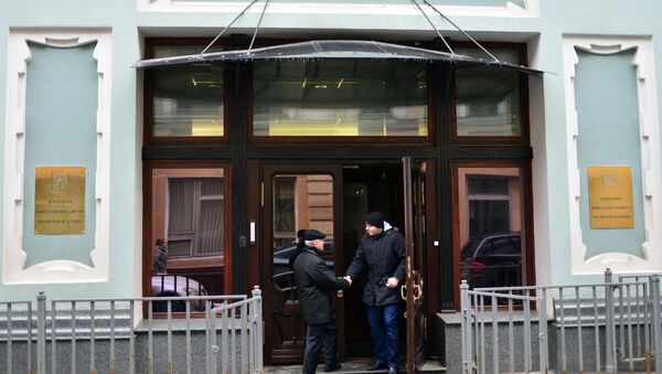 Фасад здания Центральной избирательной комиссии (ЦИК) России. Архивное фото Фасад здания Центральной избирательной комиссии (ЦИК) России. Архивное фото