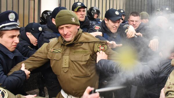 Столкновения участников акций в защиту Савченко и милиции у Генерального консульства Российской Федерации в Одессе Столкновения участников акций в защиту Савченко и милиции у Генерального консульства Российской Федерации в Одессе